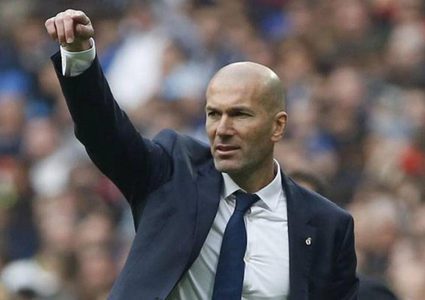 اللاعب البلجيكي يسرق أنظار زيدان قبل ديربي مدريد