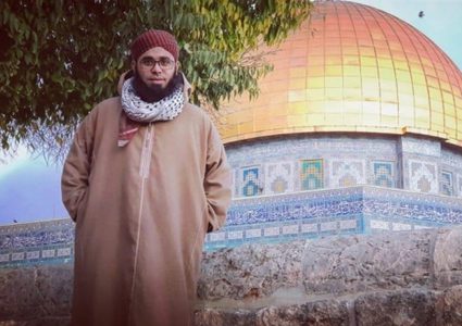 سلطات الاحتلال تبعد شاباً من باقة الغربية عن الاقصى