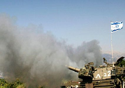 مدفعية الاحتلال تستهدف مرصداً وسط القطاع