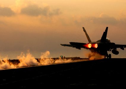 الاحتلال يتوعد غزة برد قاس حال استمرار اطلاق البالونات والصواريخ