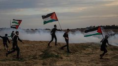 استشهاد فتى متأثراً بجراح أصيب بها في مسيرات العودة