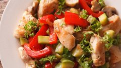 دجاج سترفراي بالفلفل الأحمر للرجيم