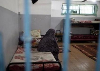 تدهور حالة الأسيرة سهير سليمية وحرمانها من زيارة عائلتها