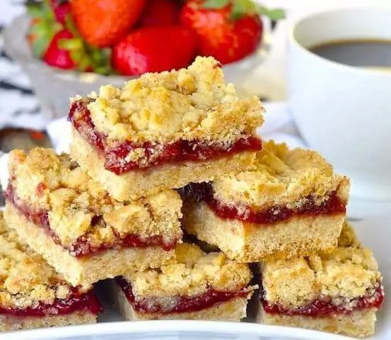 مبروشة مربى التوت