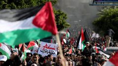 تظاهرة امام السفارة الاميركية ببيروت رفضا لصفقة القرن