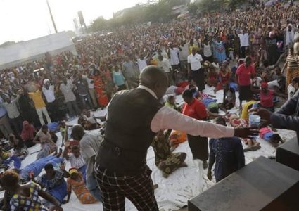 مقتل 20 شخصاً خلال تدافع بقداس في تنزانيا