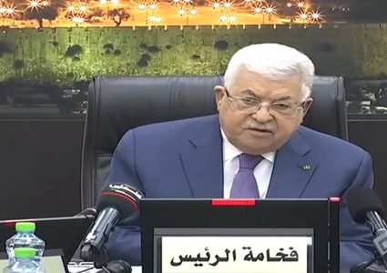 الرئيس:"صفقة القرن"لا تعطينا سوى 11% من اراضي الضفة وغزة