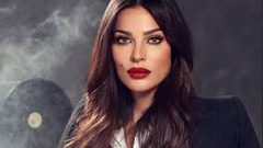 نادين نسيب نجيم ترد على باميلا الكيك بطريقة غير مباشرة