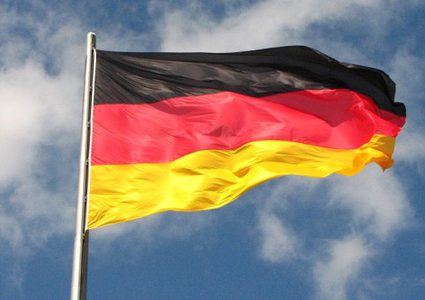 ألمانيا ترفض السماح لرئيس المخابرات السابق نشر مذكراته