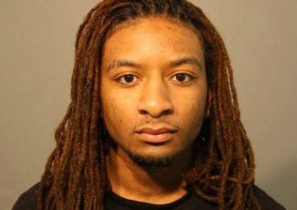 الفنان كومان ويلسون يقتل والدته