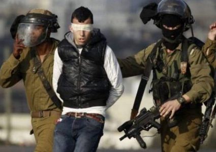 الاحتلال يعتقل شابا من جنين على حاجز جنوب نابلس