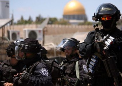 الاحتلال يشن حملة ابعادات جديدة عن المسجد الأقصى