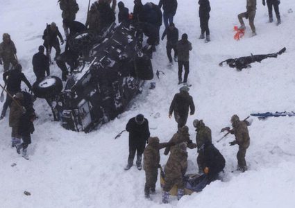 تركيا: مقتل 23 شخصا بينهم رجال إنقاذ بانهيار ثلجي