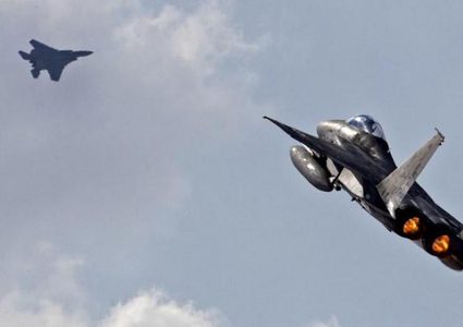 الطائرات الإسرائيلية تستهدف محيط دمشق