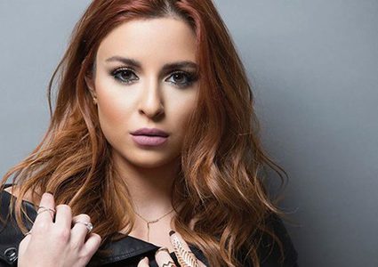 الممثلة اللبنانية سارة أبي كنعان تشارك في مسلسل “دفعة بيروت“