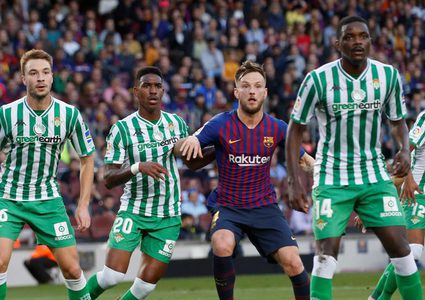 برشلونة وبيتيس وجهاً لوجه في الدوري الاسباني