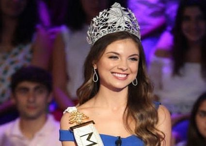 مايا رعيدي تفاجئ محبيها بإعلان خطوبتها