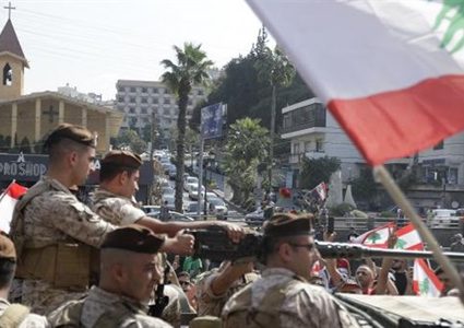 مقتل جنديين وإصابة 3 آخرين خلال مطادرة مطلوب أمني شرق لبنان