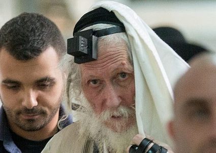 اعتقال حاخام إسرائيلي احتال على مرضى السرطان