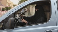 سعودية تدهس رضيعتها وزوجها أثناء تعلمها القيادة