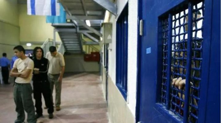 الحكم على فتى من الخليل بالسجن 24 شهرا وغرامة باهظة