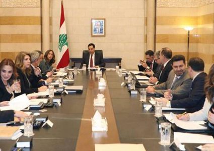 الحكومة اللبنانية الجديدة تحظى بثقة البرلمان