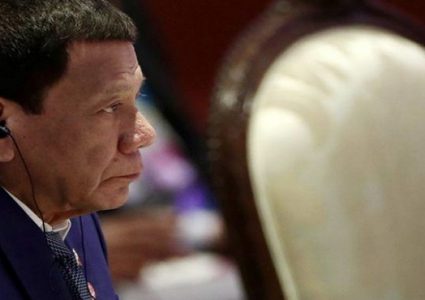 الفلبين تهدد امريكا بتخفيض مستوى التحالف الدفاعي المشترك