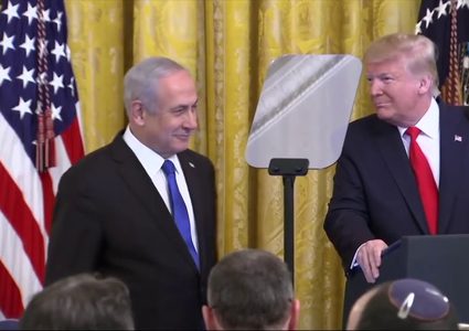 الغانم لم يجد سوى سلة المهملات مكانا لصفقة القرن