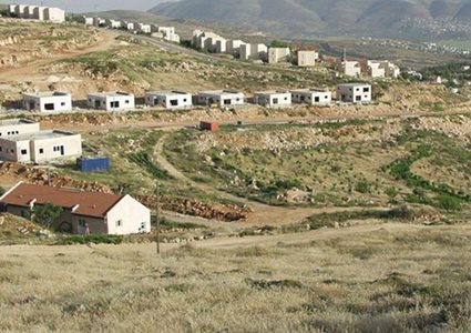 الكشف عن الطاقم المشكل لضم الضفة وغور الأردن