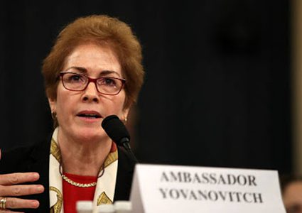 سفيرة أميركية مقالة تصف دبلوماسية بلادها بغير الأخلاقية