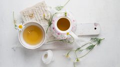 أنواع من الشاي تساعدك على النوم