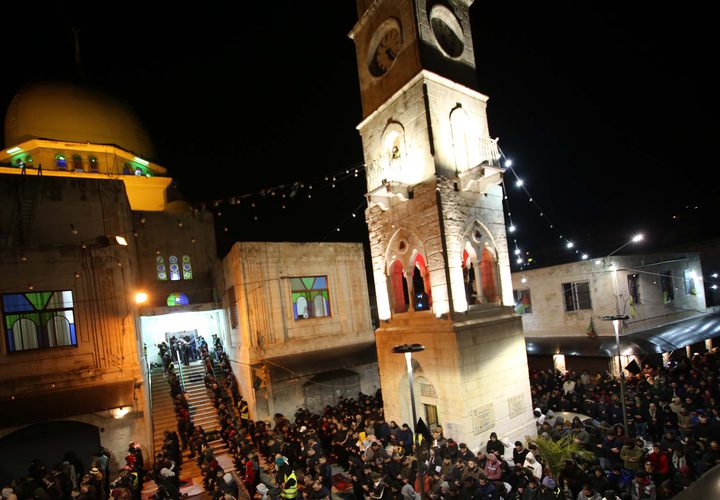 صور صلاة الفجر العظيم من مسجد النصر في البلدة القديمة