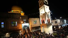 صور صلاة الفجر العظيم من مسجد النصر في البلدة القديمة