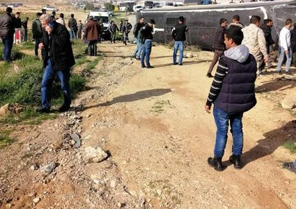 مصرع سيدة واصابات بحادث سير في الاردن