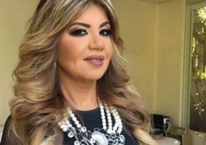 بوسي شلبي توجه رسالة لزوجها محمود عبد العزيز