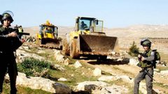 الاحتلال يواصل تجريف أراض بورين جنوب نابلس