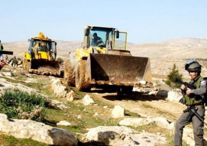 الاحتلال يواصل تجريف أراض بورين جنوب نابلس