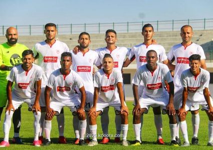 غزة الرياضي يهزم الهلال ويتمسك بأمل البقاء