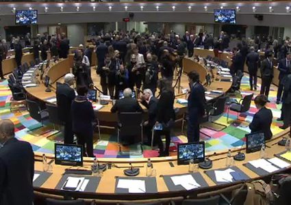 الاتحاد الأوروبي يتخذ قراره بشأن صفقة القرن بعد انتخابات الاحتلال