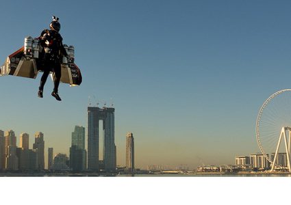 شاهد نجاح أول تجربة إقلاع بشري ذاتي في دبي