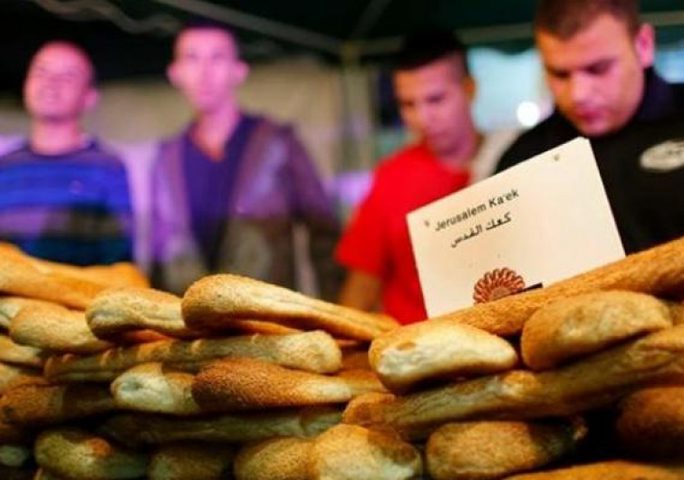 الاحتلال يغلق مخبزا في البلدة القديمة بالقدس ويعتقل مواطنا
