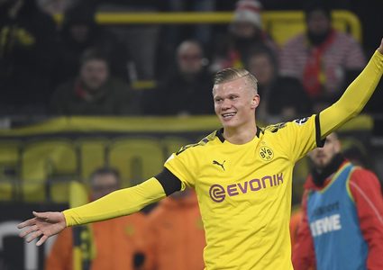 الفتى "الذهبي" هالاند يحقق الفوز لفريقه