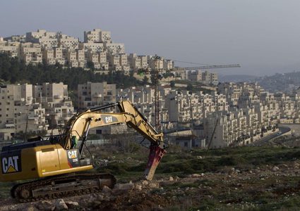 الخارجية تدين المشروع الإستيطاني في مطار قلنديا ومحيطه