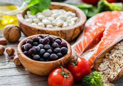 دراسة: حمية البحر المتوسط تؤجل معاناة كبار السن من الشيخوخة