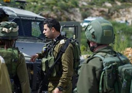 الاحتلال يطلق النار صوب العمال والصيادين في غزة