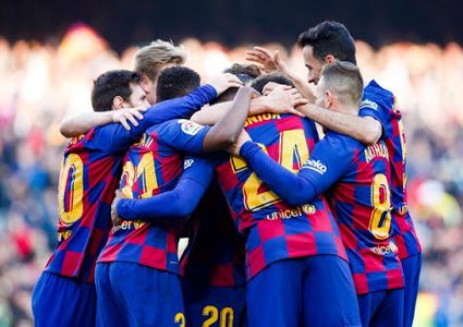 استقالة المدير المالي لنادي برشلونة احتجاجاً على سياسة بارتوميو