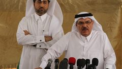 العمادي يعلن تأجيل دفع أقساط شقق مدينة حمد في غزة لعام 2020