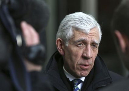 وزير بريطاني: إسرائيل وإيران تعاونتا سابقا لتدمير العراق