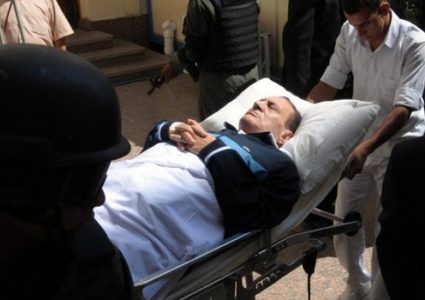تدهور صحة الرئيس المصري الأسبق حسني مبارك