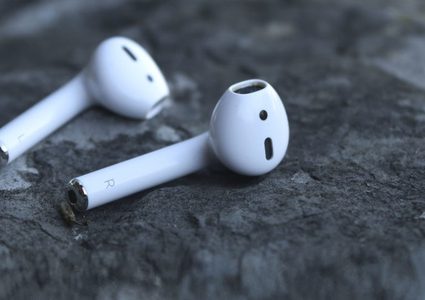 أهم الميزات الخفية للسماعات اللاسلكية "آيربودز"